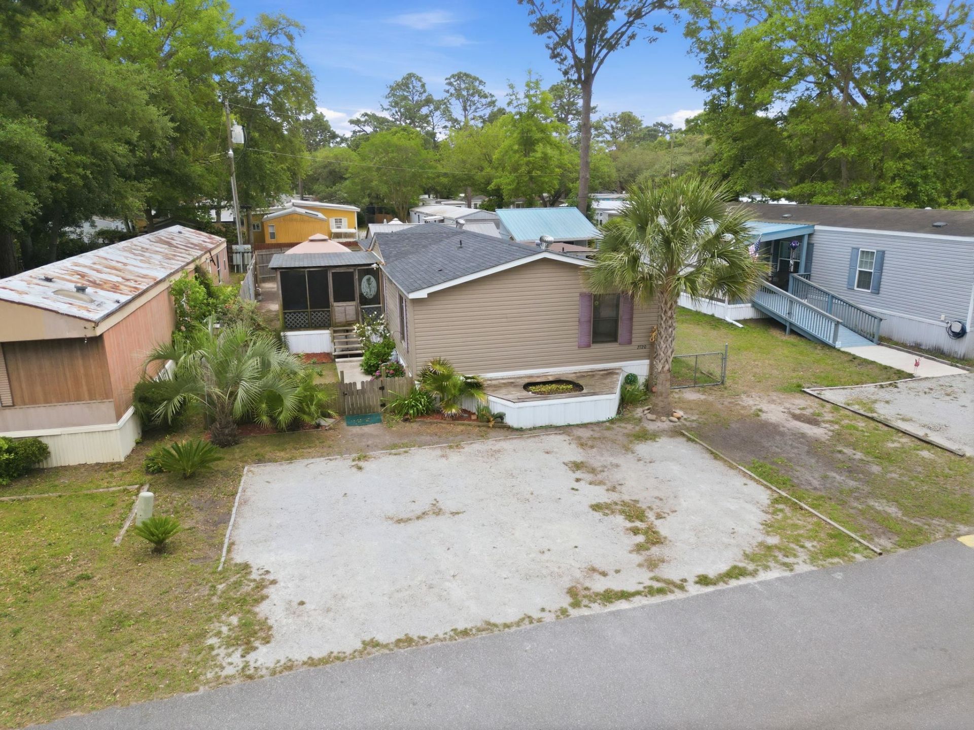 2720 Capricorn Dr. Photo 28