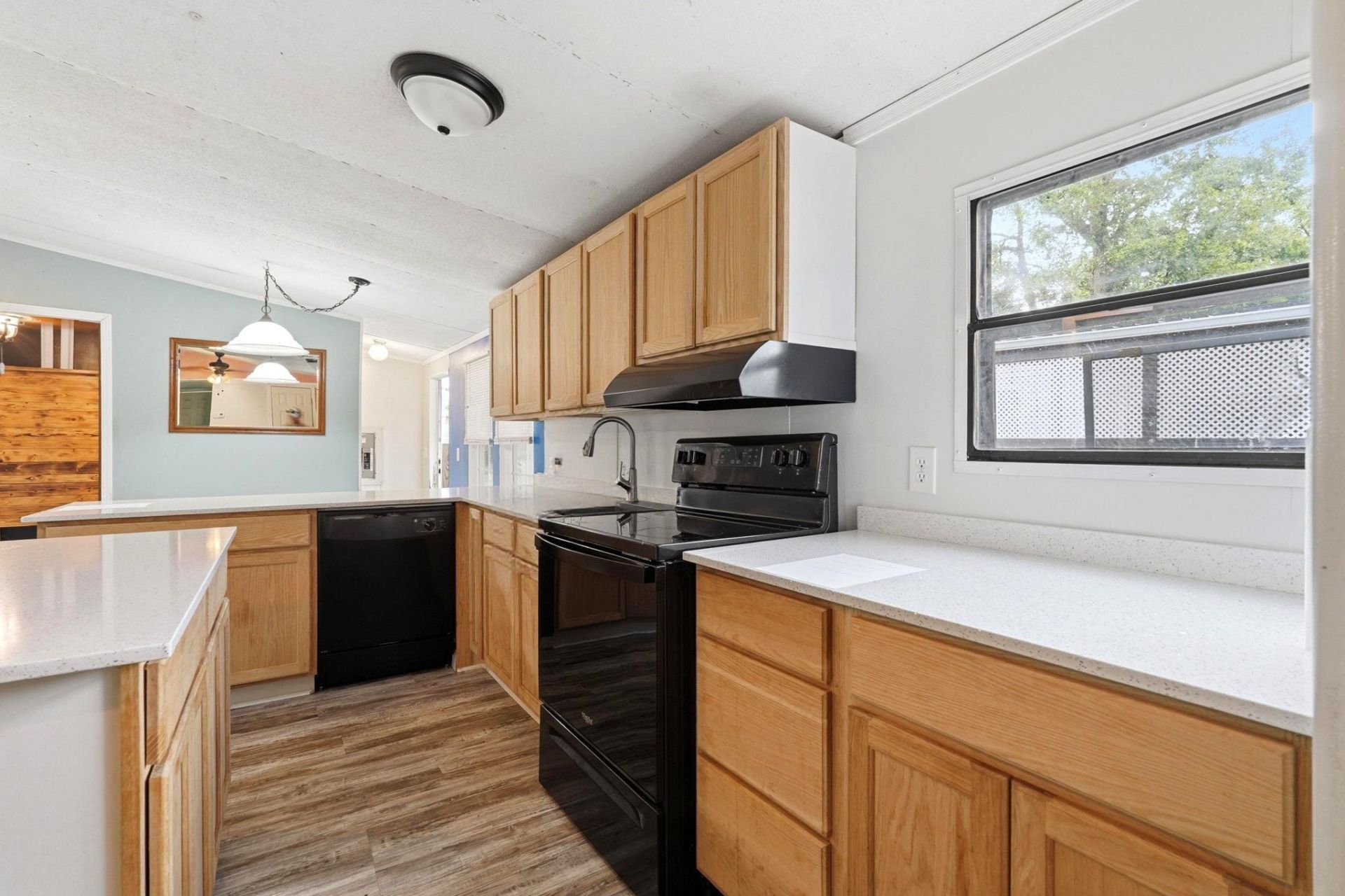 2720 Capricorn Dr. Photo 8