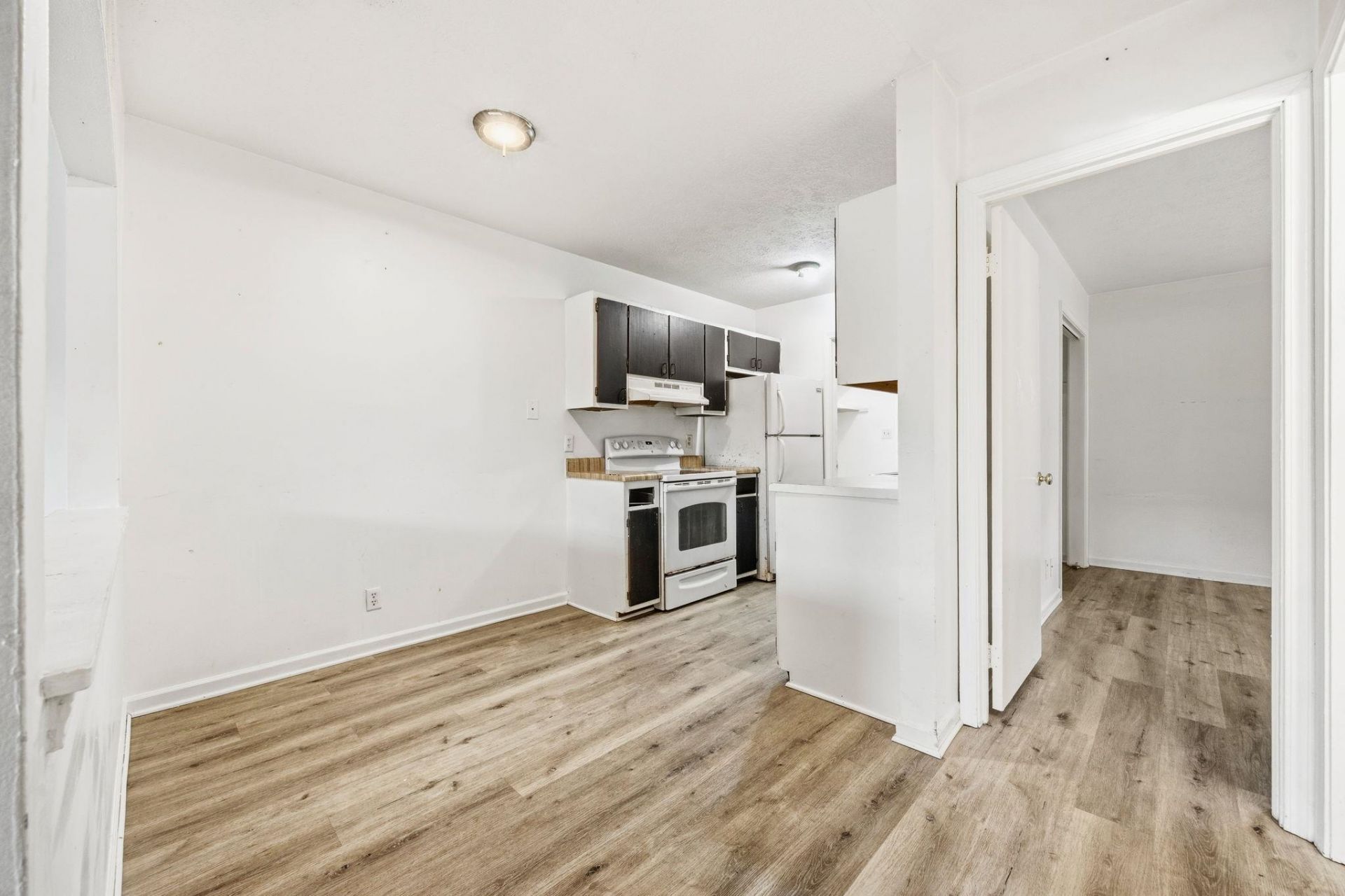 801 Burcale Rd.  Photo 17