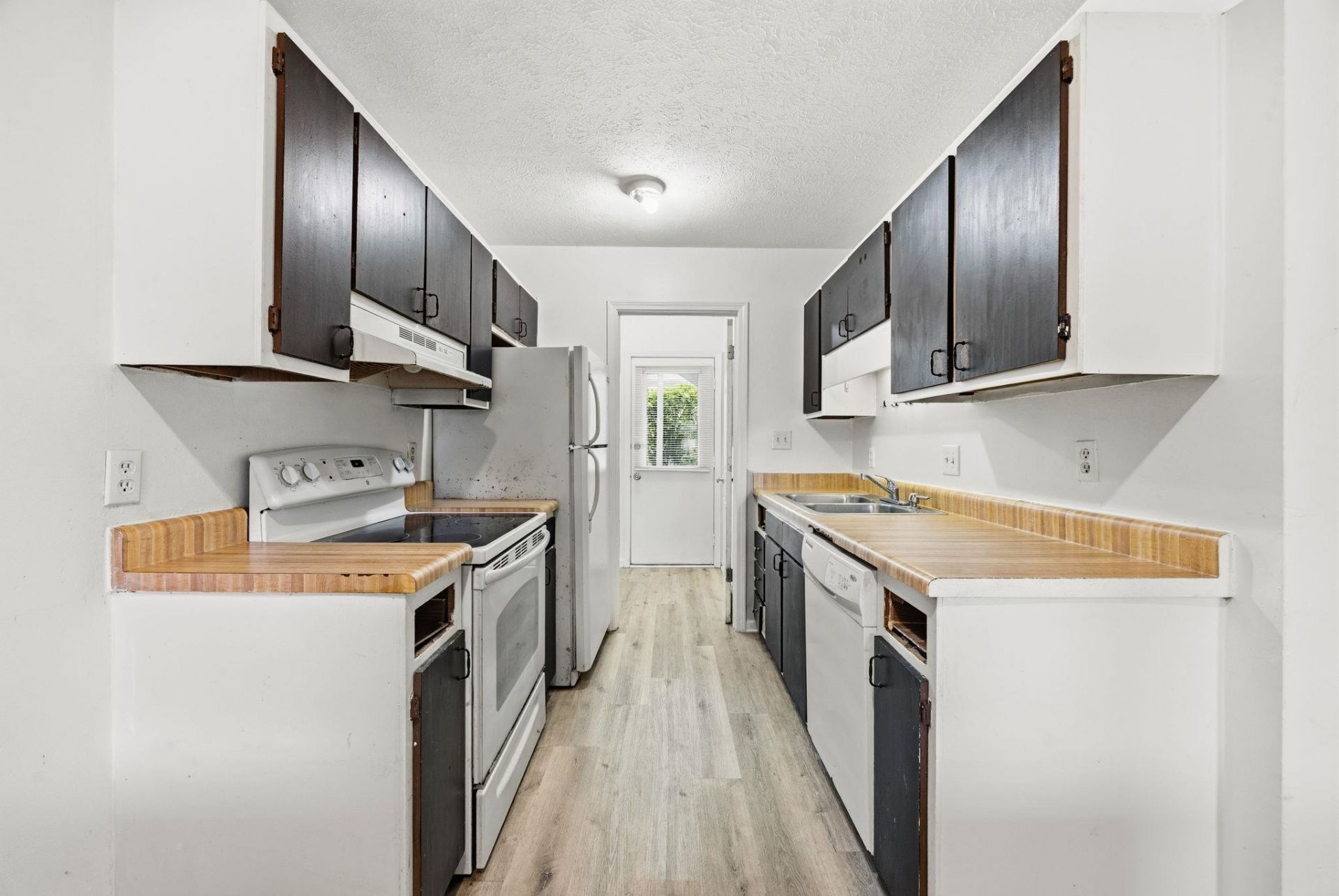 801 Burcale Rd.  Photo 19