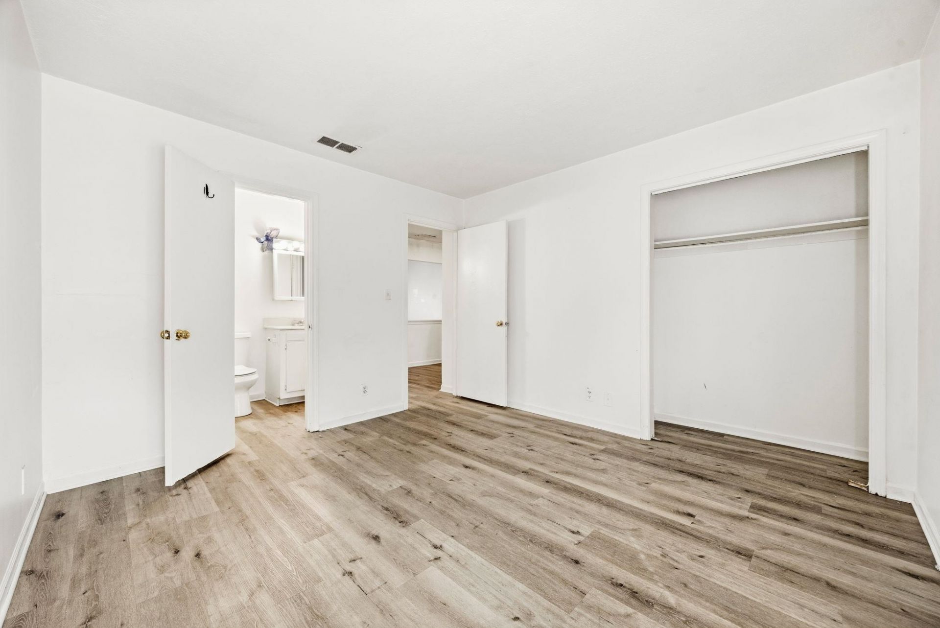 801 Burcale Rd.  Photo 24
