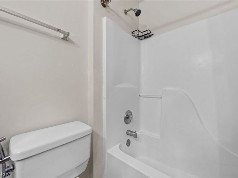12505 Grimsby Avenue, Cleveland, OH 44135 Photo 28