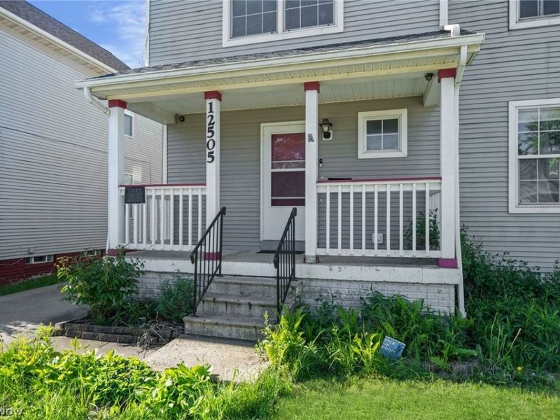 12505 Grimsby Avenue, Cleveland, OH 44135 Photo 3