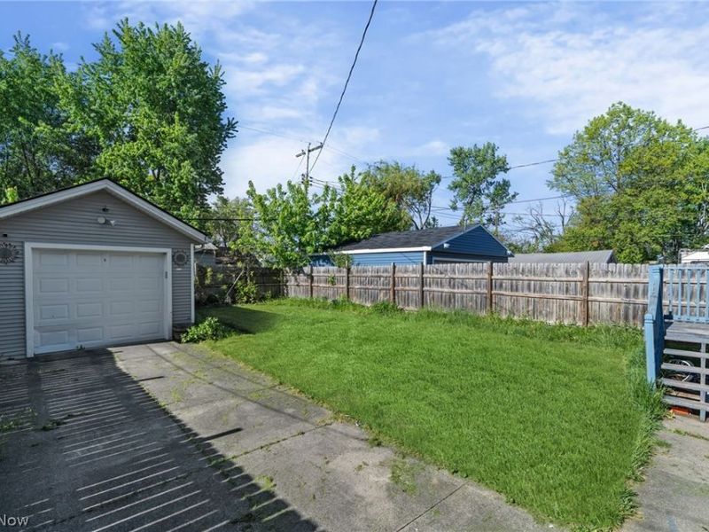 12505 Grimsby Avenue, Cleveland, OH 44135 Photo 36