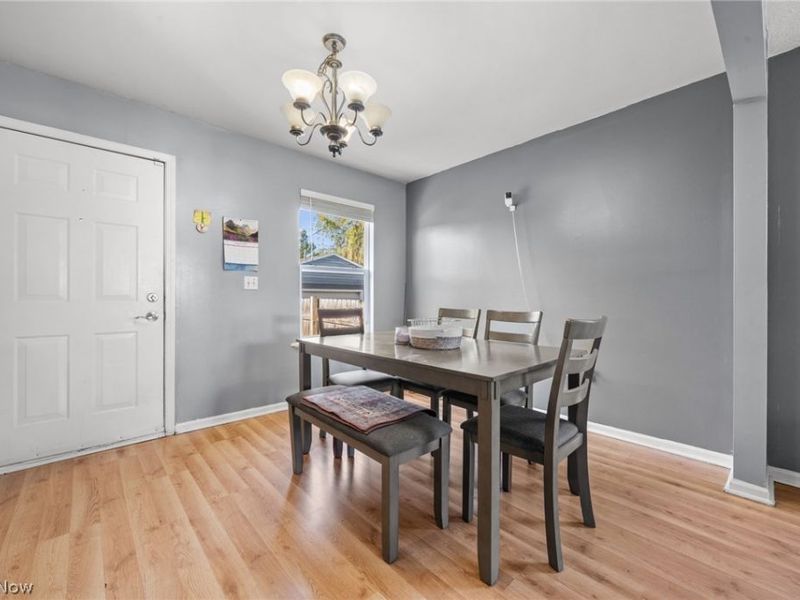 12505 Grimsby Avenue, Cleveland, OH 44135 Photo 9