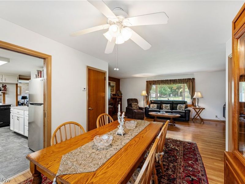 218 Bonnett Street SW, North Canton, OH 44720 Photo 9