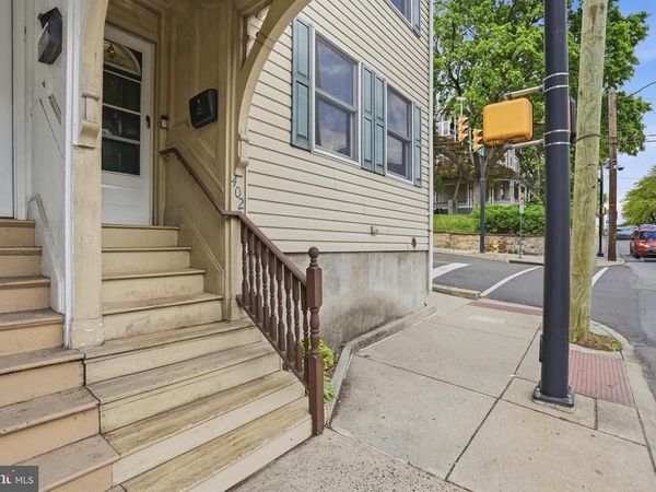 402 WYANDOTTE STREET , BETHLEHEM, PA 18015
