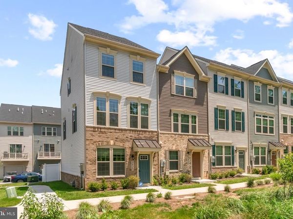 9826 POSTERITY LN, MONTGOMERY VILLAGE, MD 20886