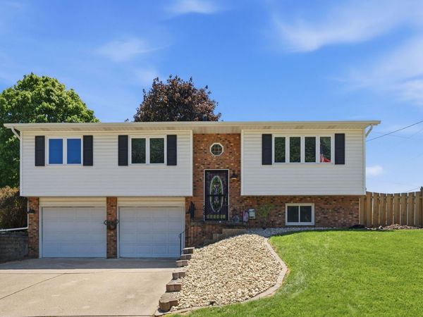 1007 7th Street , Hampton, IL 61256