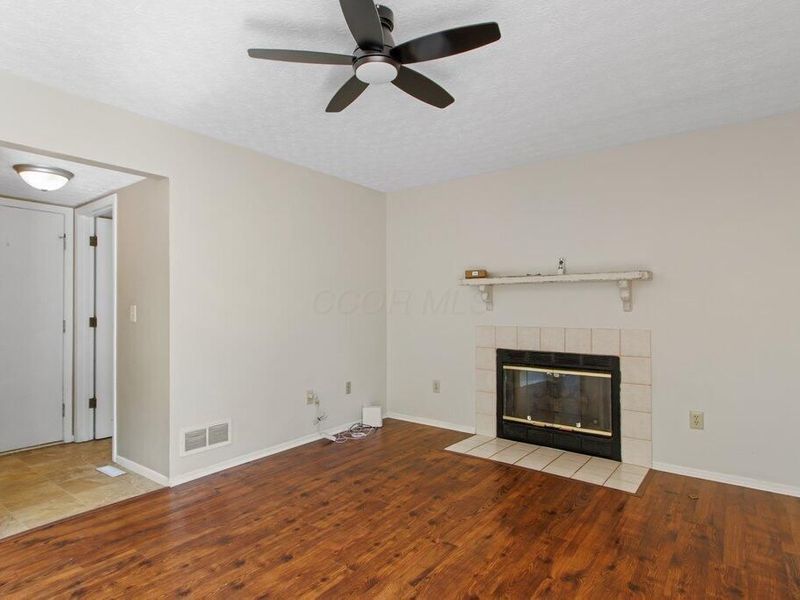 1148 Wexford Green Boulevard, Columbus, OH 43228 Photo 8