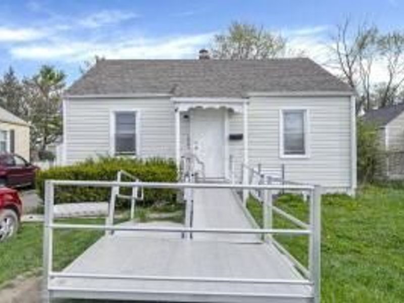 1864 E Hudson Street , Columbus, OH 43211 Photo 1