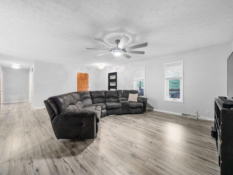 5328 Alder Road NE, Thornville, OH 43076 Photo 18