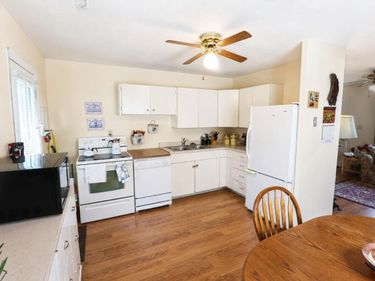 1009 HIATT Street, CARTER LAKE, IA 51510