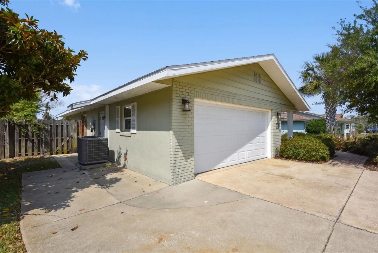 40 Cunningham Drive , New Smyrna Beach, FL 32168 Photo