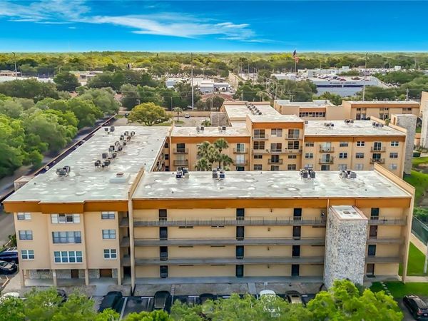 5820 N CHURCH AVENUE, Unit 164, TAMPA, FL 33614