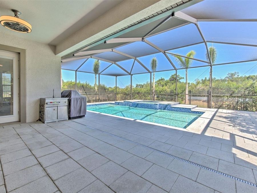 Property Image 64