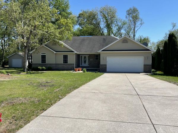 3885 W 857 N , Lake Village, IN 46349
