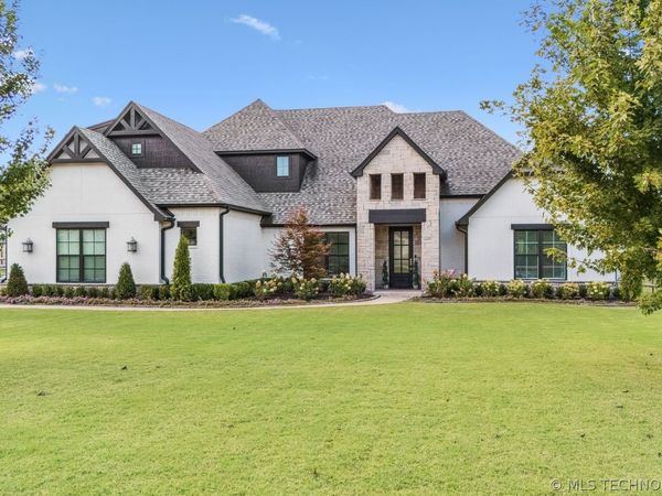 19236 E Twin Creeks Drive , Owasso, OK 74015