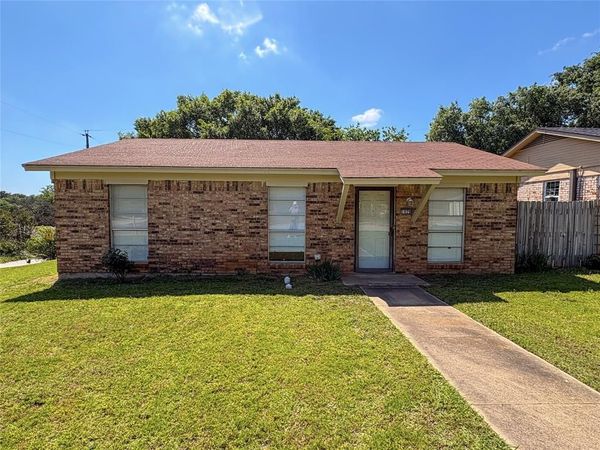 1829 S Center Street, Denison, TX 75021
