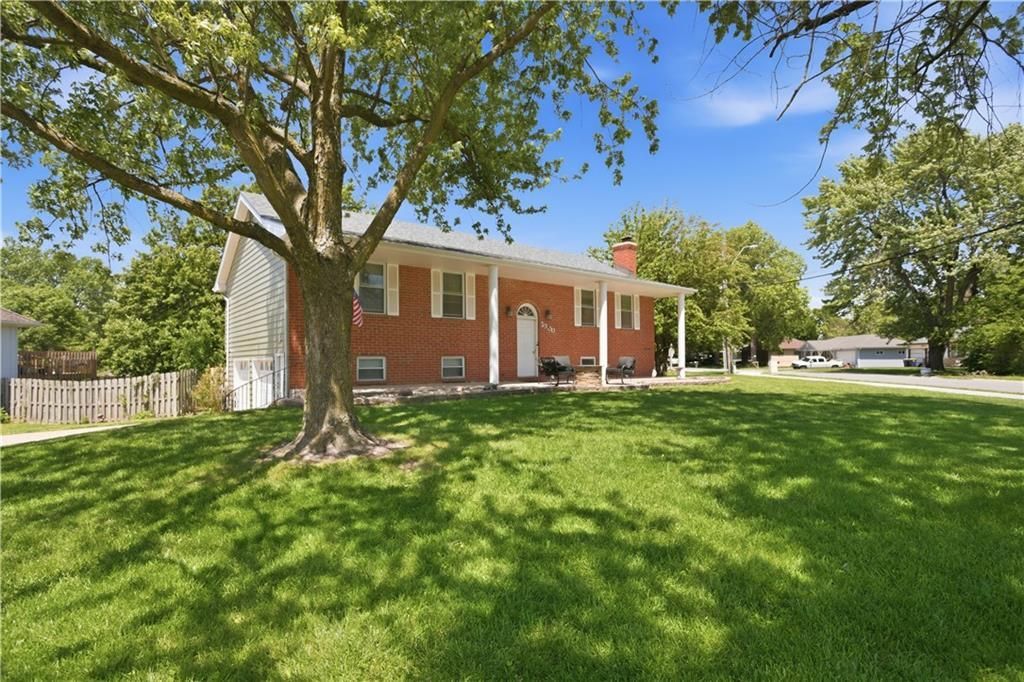 2300 NW 84th Terrace, Kansas City, MO 64154 Main Photo