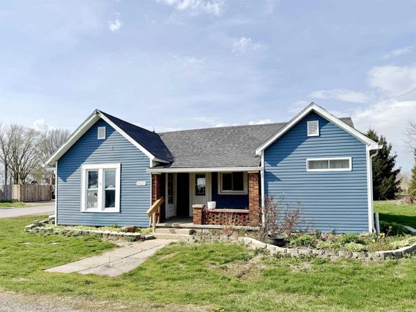 1323 E Roush Street, Young America, IN 46998