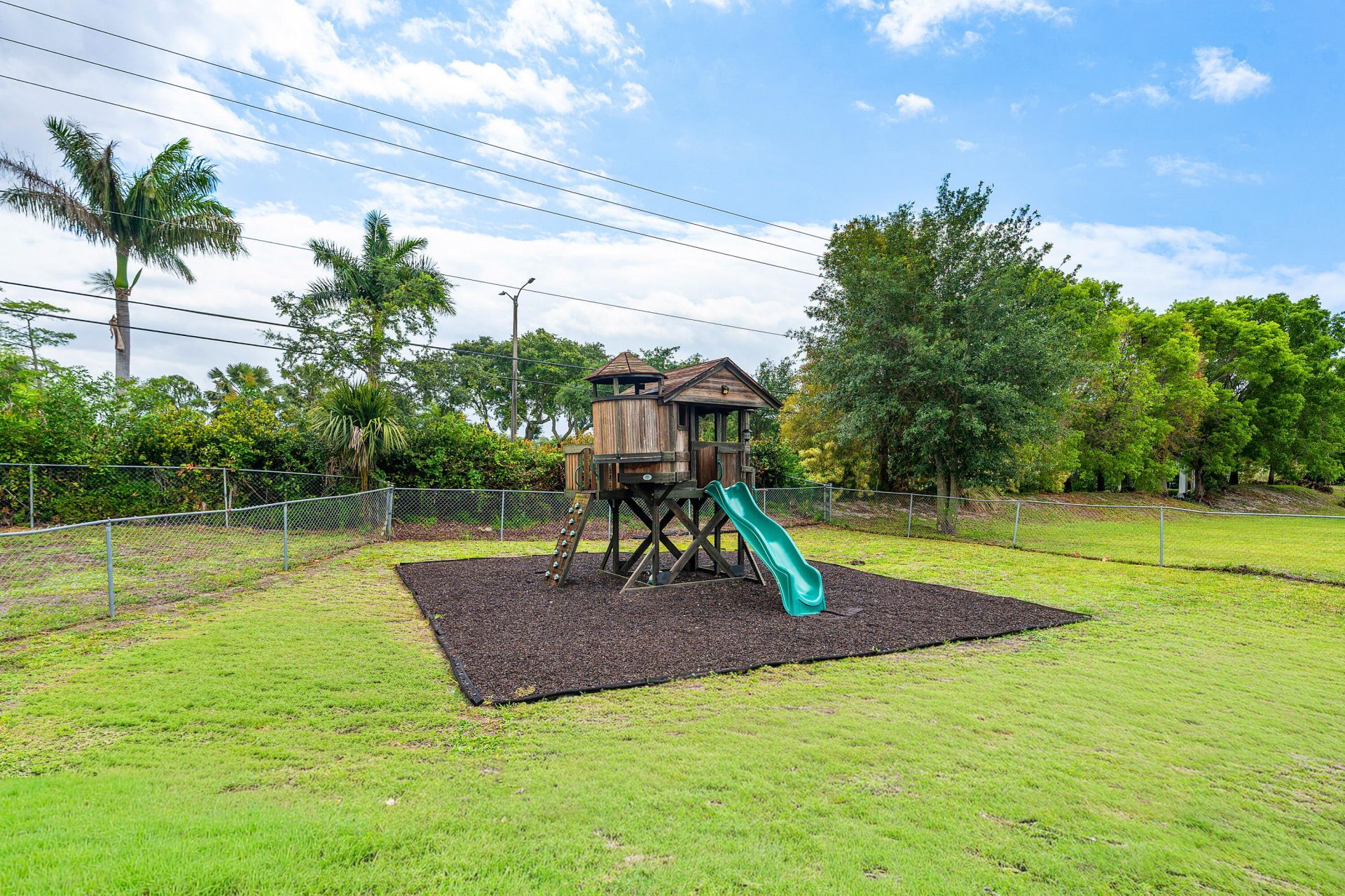 206 Parkwood Drive S, Royal Palm Beach, FL 33411 Photo
