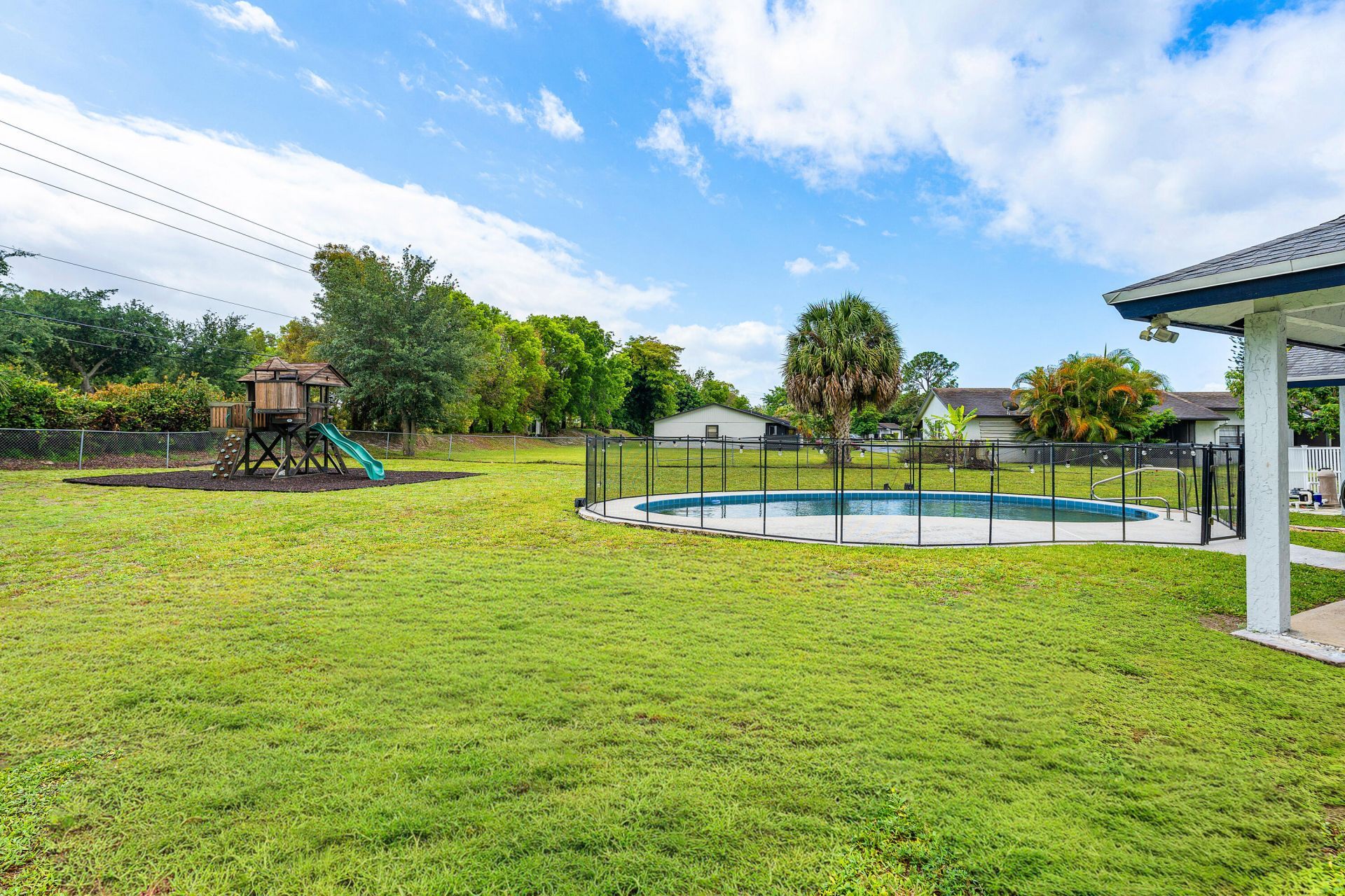 206 Parkwood Drive S, Royal Palm Beach, FL 33411 Photo