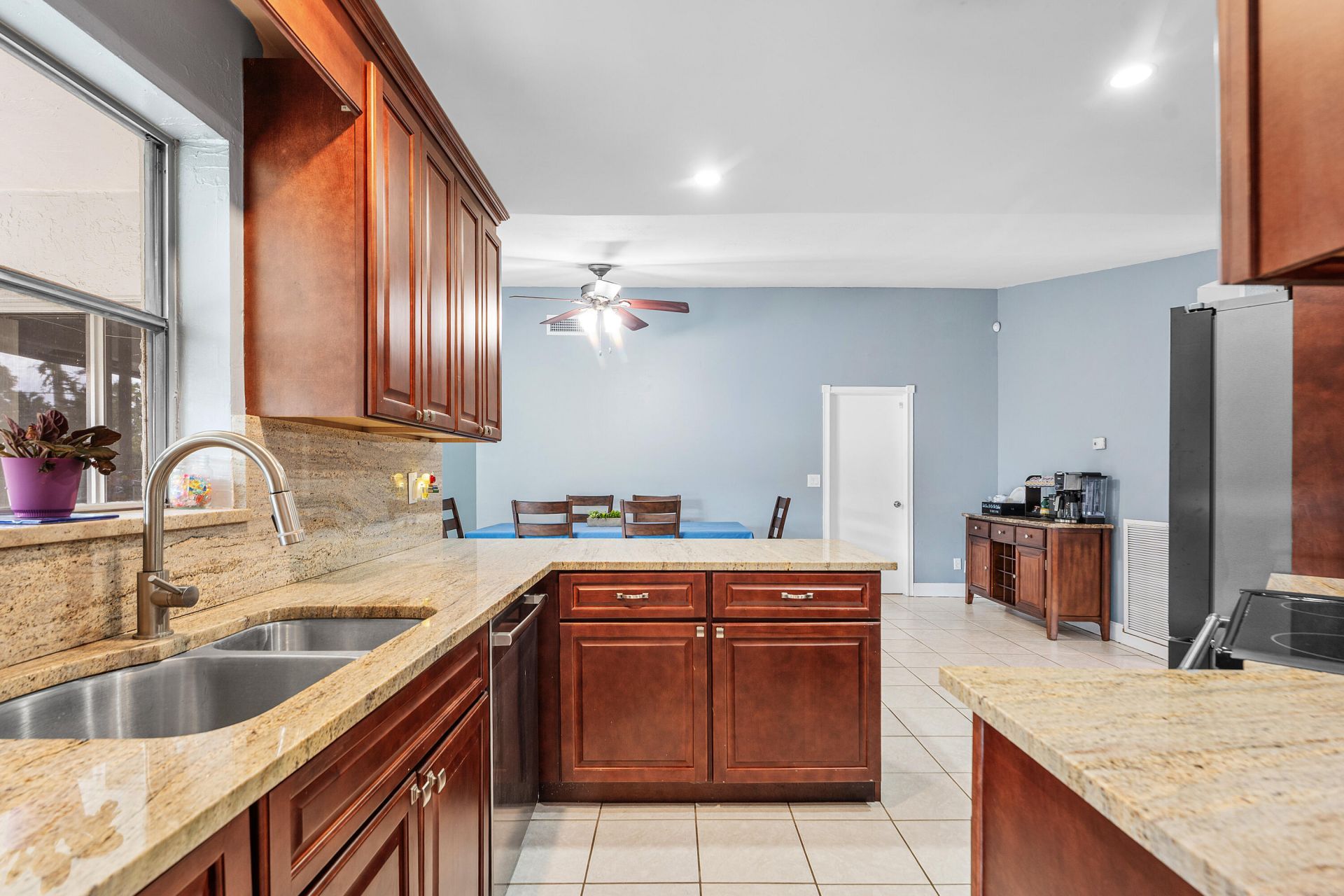 206 Parkwood Drive S, Royal Palm Beach, FL 33411 Photo