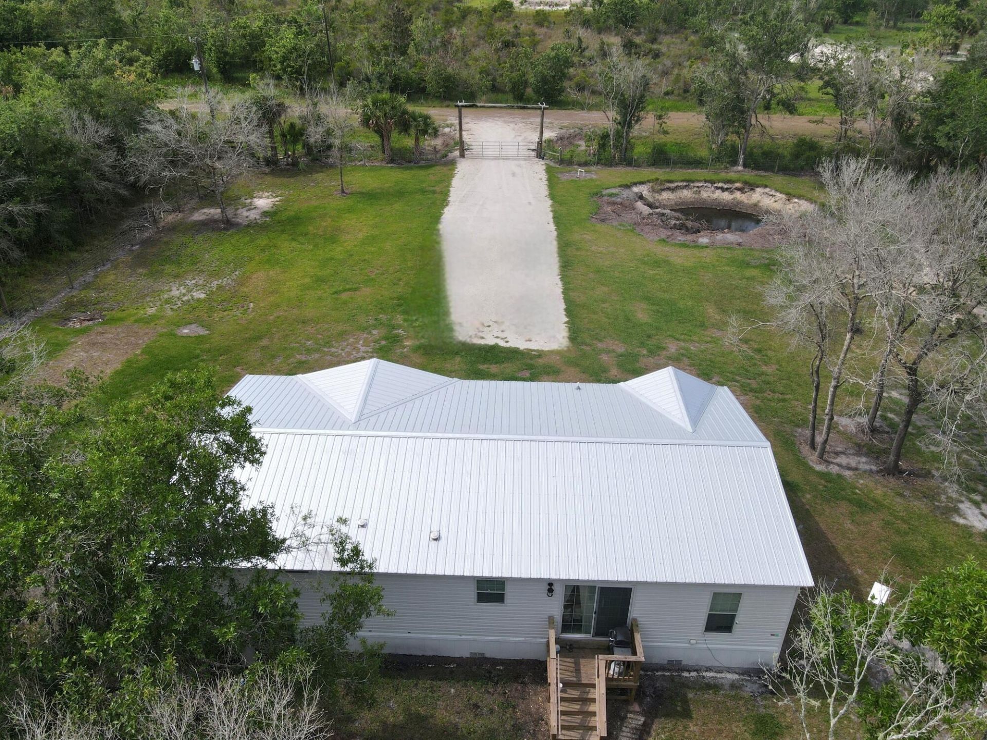 19411 NW 258th Street, Okeechobee, FL 34972 Photo