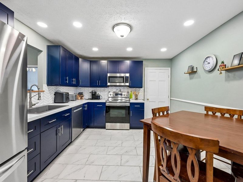 451 Pruden Drive , Pickerington, OH 43147 Photo 9