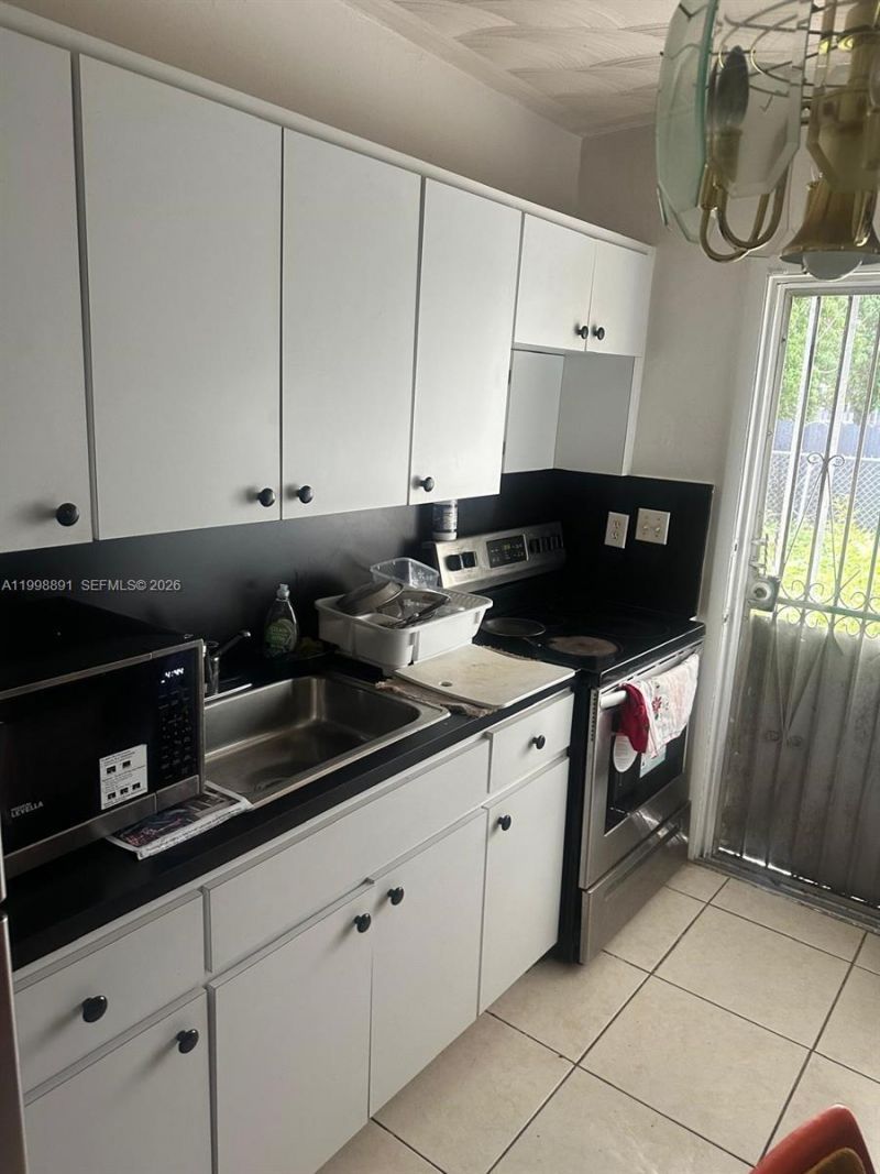 16300 NW 19th Ct , Miami Gardens, FL 33054 Photo