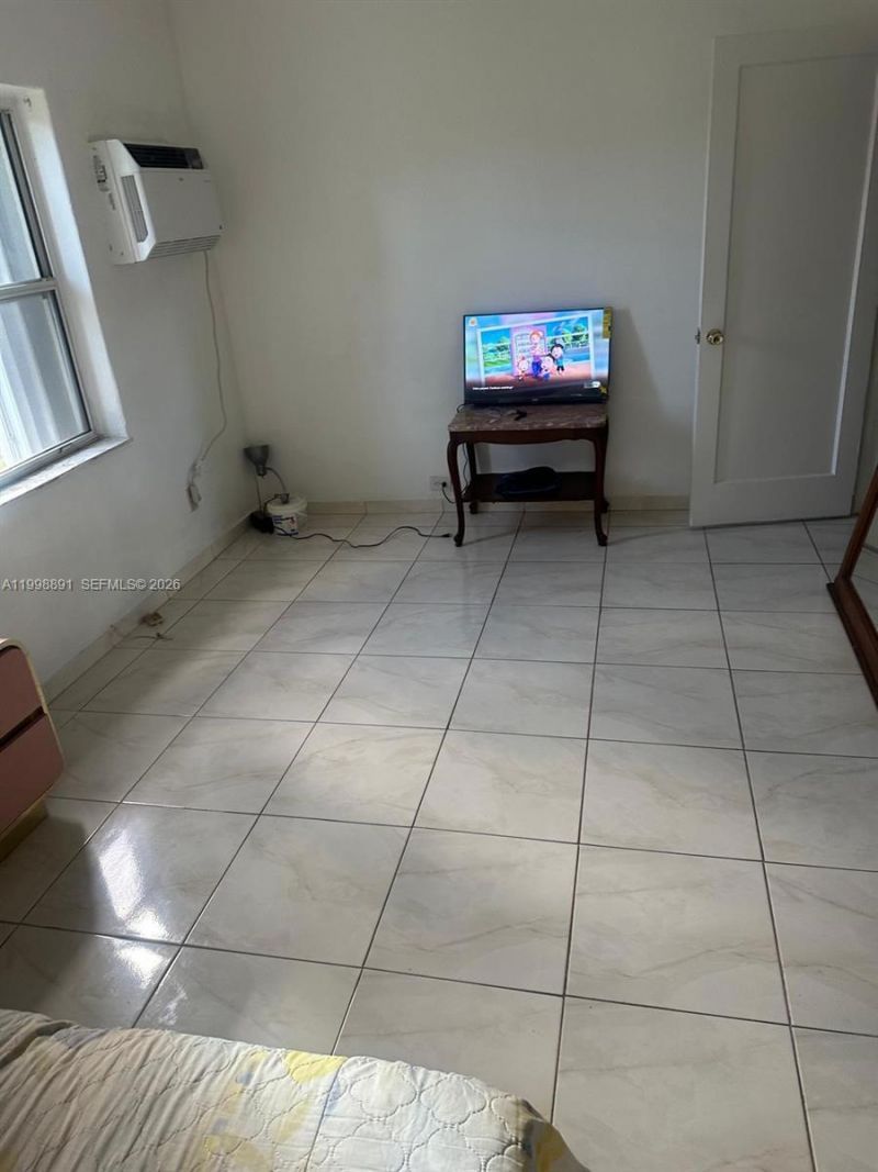 16300 NW 19th Ct , Miami Gardens, FL 33054 Photo