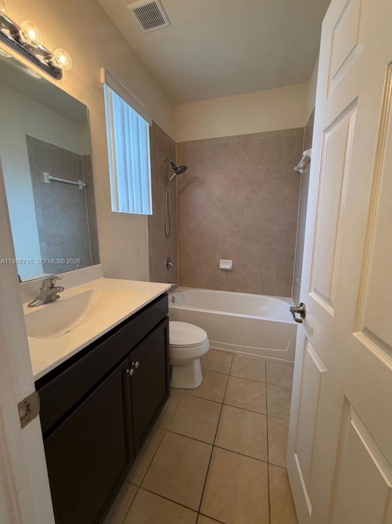 133 SE 28 , Unit 8, Homestead, FL 33033 Photo