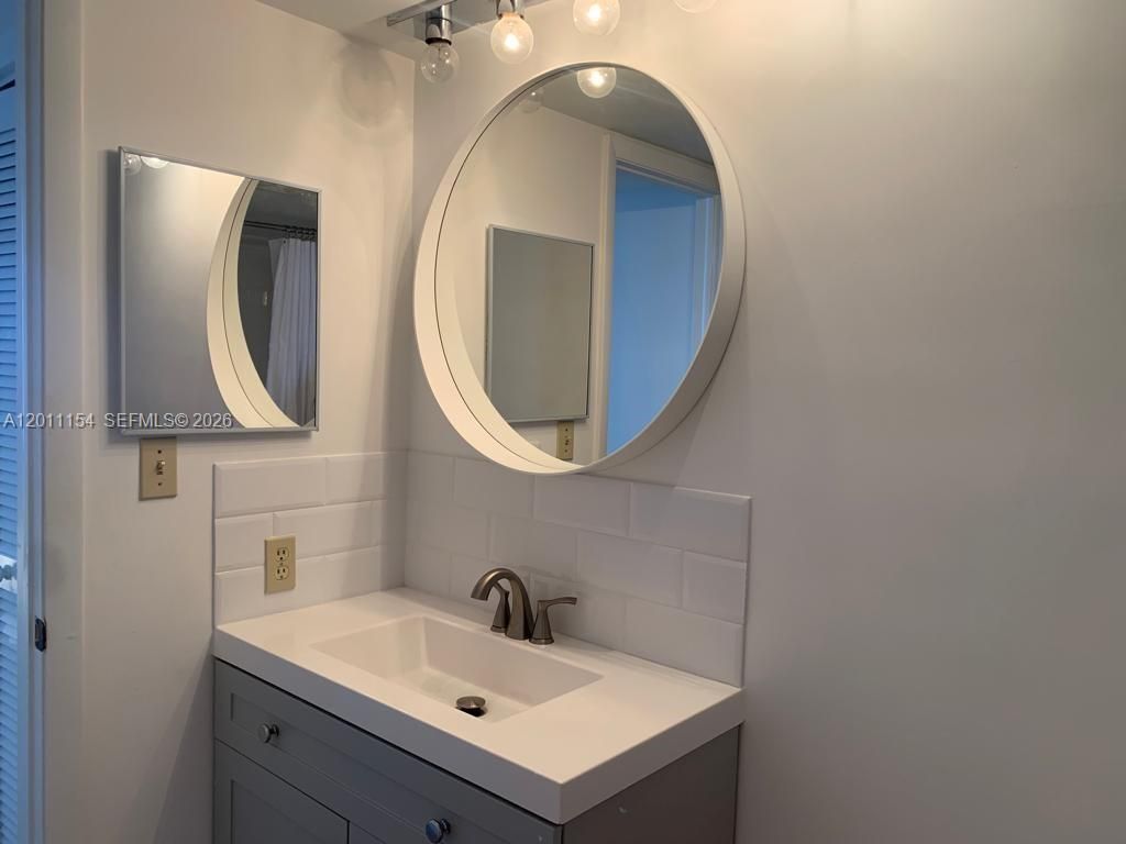 780 NE 69th St , Unit 506, Miami, FL 33138 Photo