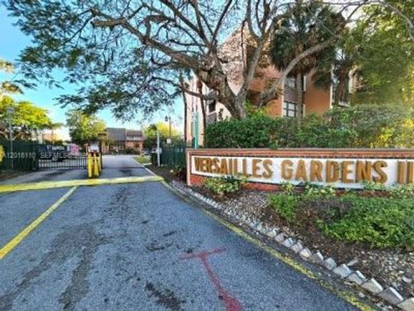 9420 W Flagler St, Unit 103, Miami, FL 33174