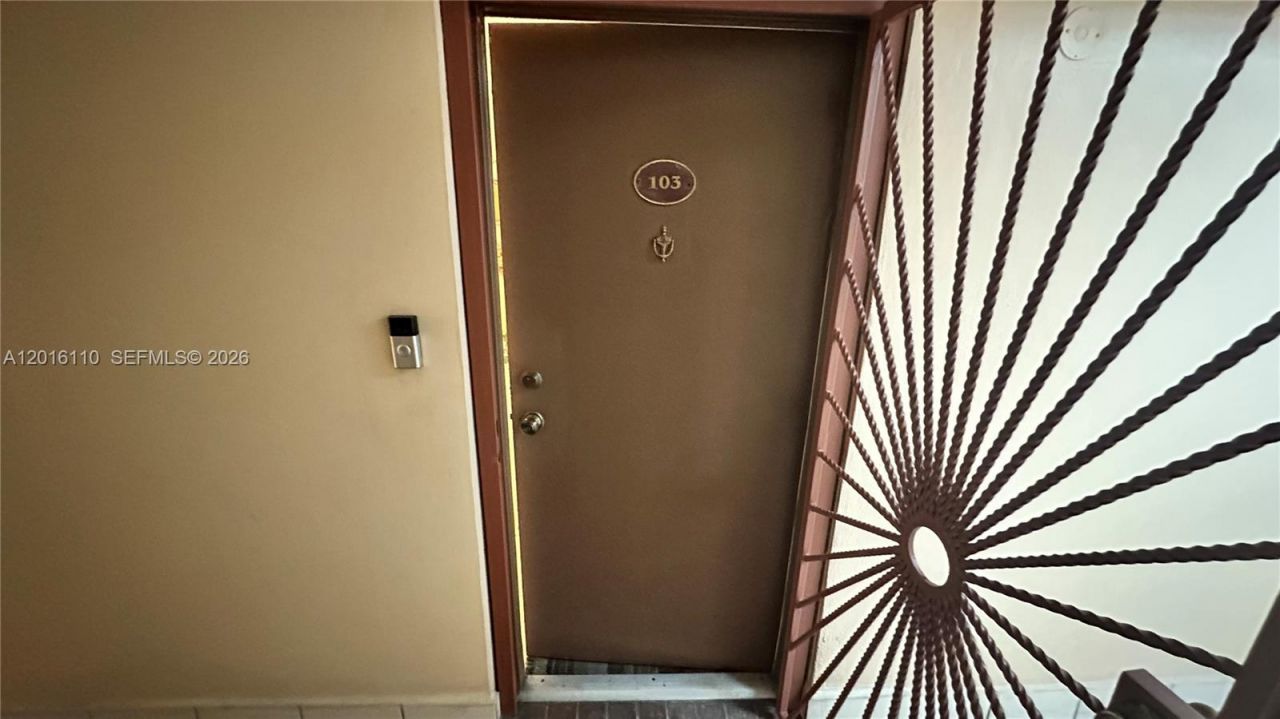 9420 W Flagler St, Unit 103, Miami, FL 33174 Photo