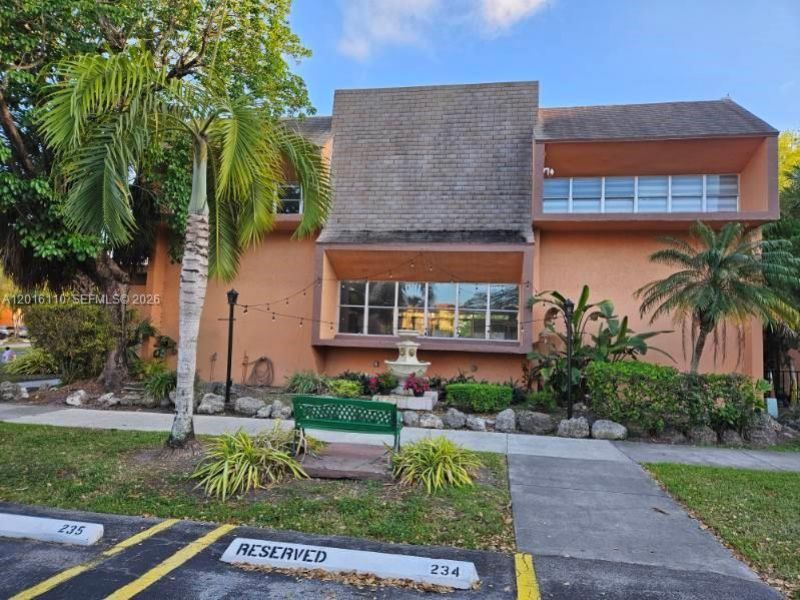 9420 W Flagler St, Unit 103, Miami, FL 33174 Photo
