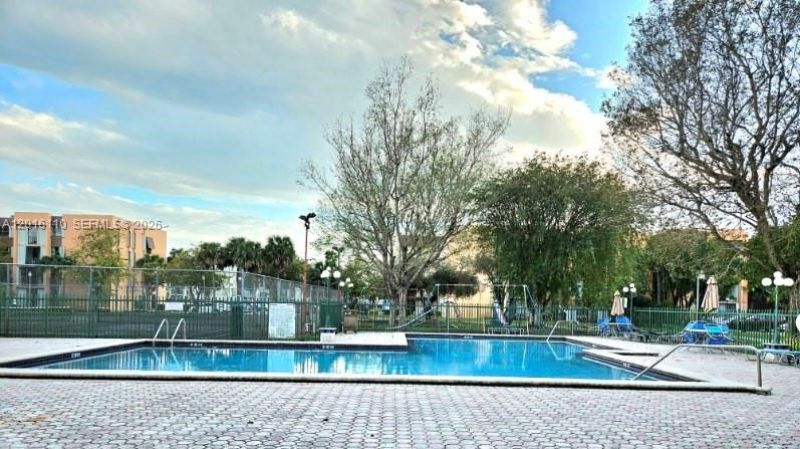 9420 W Flagler St, Unit 103, Miami, FL 33174 Photo