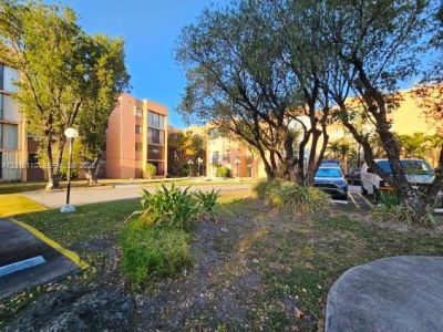 9420 W Flagler St, Unit 103, Miami, FL 33174 Photo