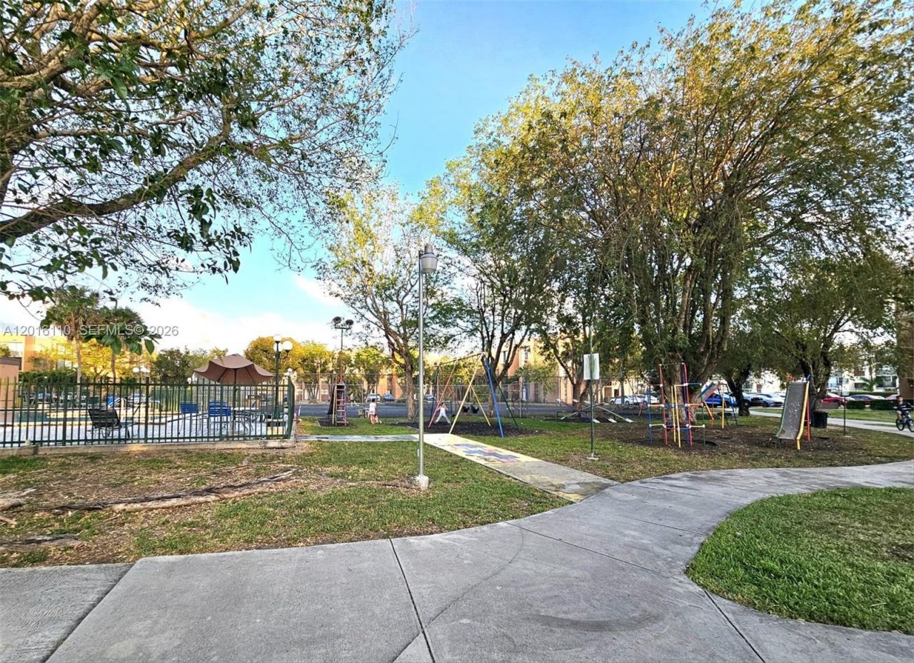 9420 W Flagler St, Unit 103, Miami, FL 33174 Photo