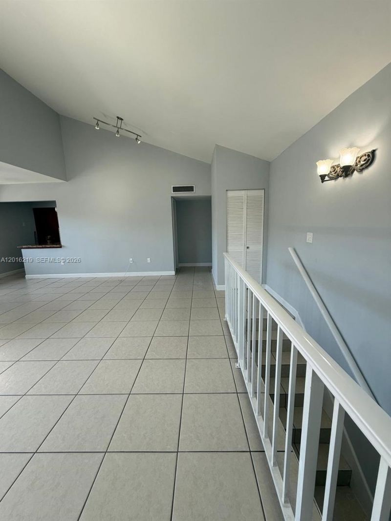 Please Call For Address, Unit 203, Miami, FL 33172 Photo