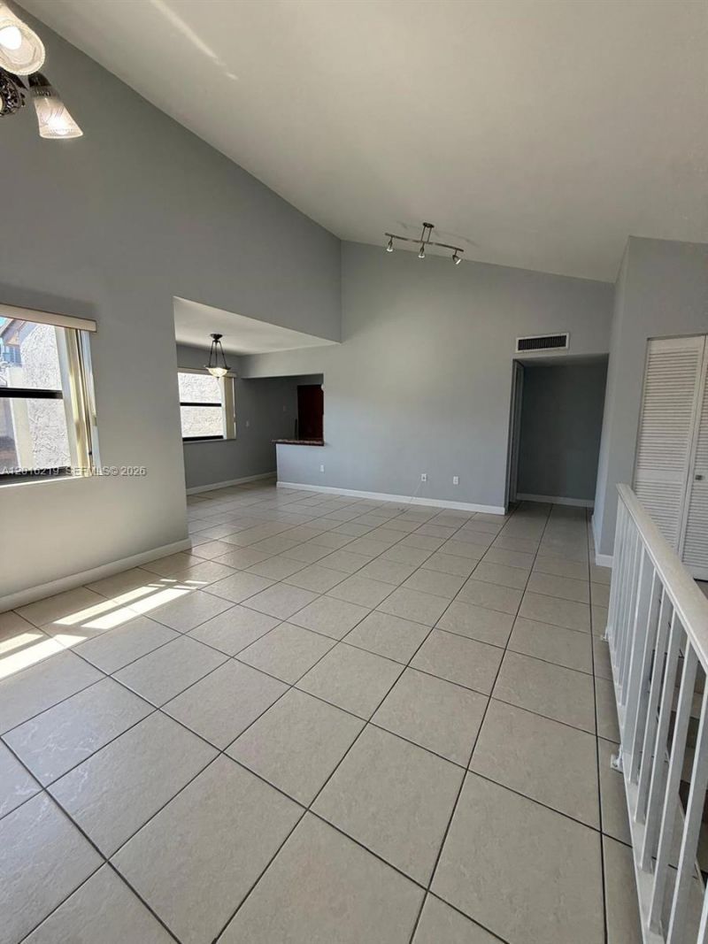 Please Call For Address, Unit 203, Miami, FL 33172 Photo