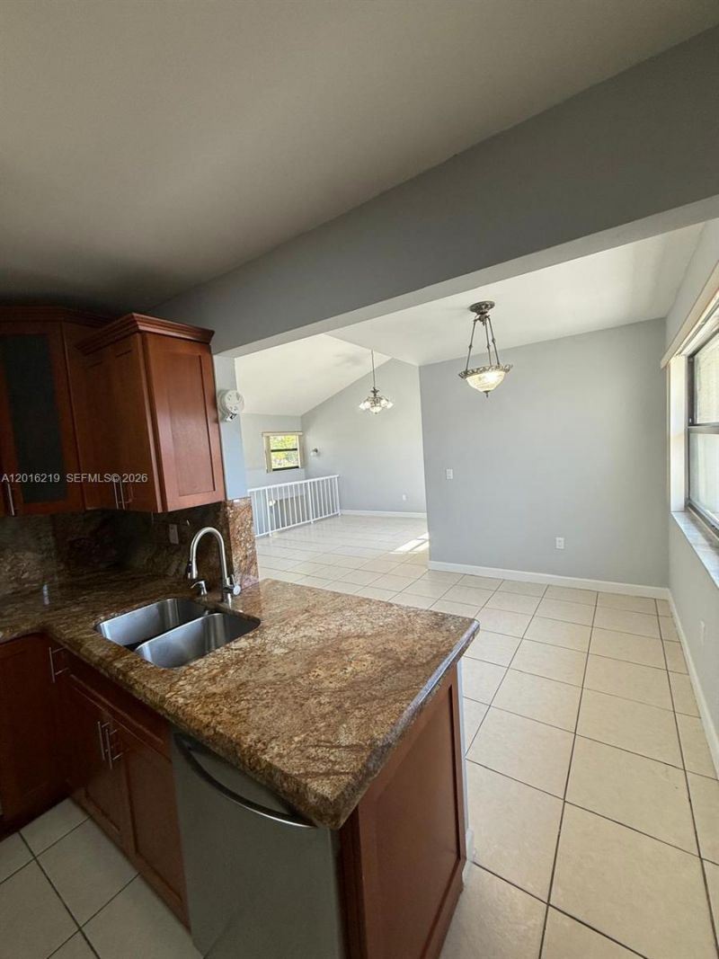 Please Call For Address, Unit 203, Miami, FL 33172 Photo