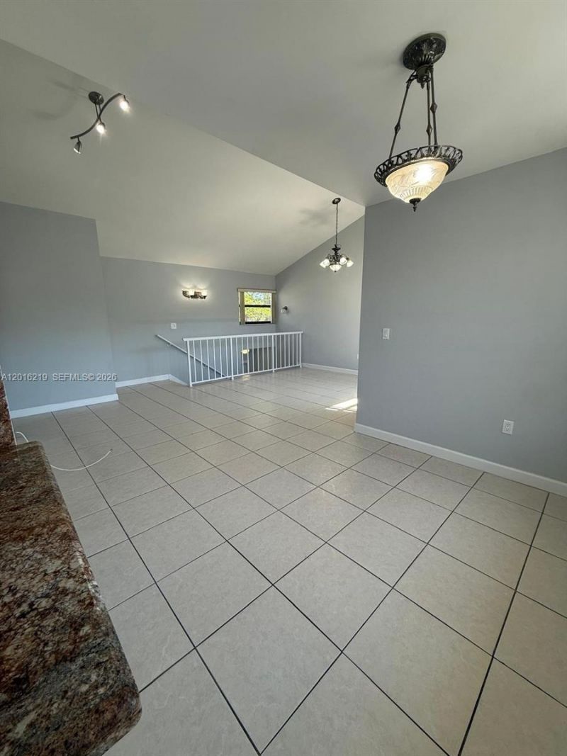 Please Call For Address, Unit 203, Miami, FL 33172 Photo