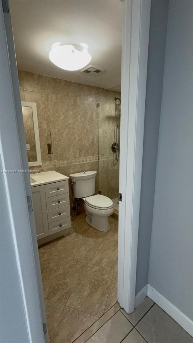 Please Call For Address, Unit 203, Miami, FL 33172 Photo