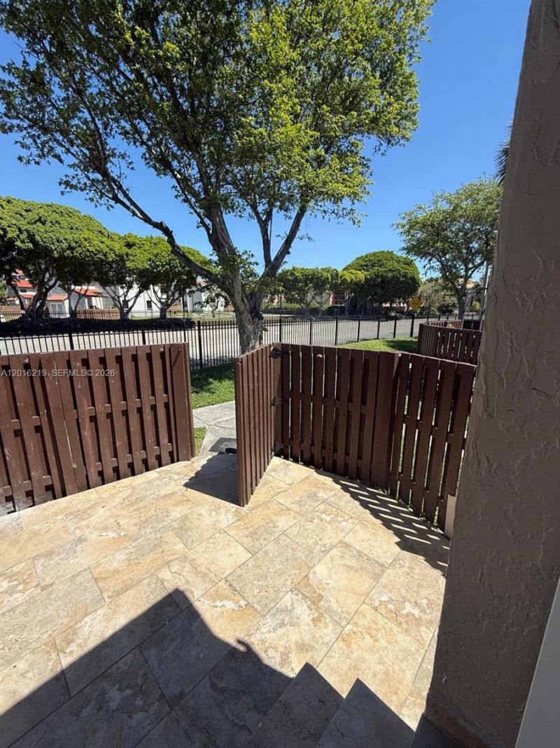 Please Call For Address, Unit 203, Miami, FL 33172 Photo