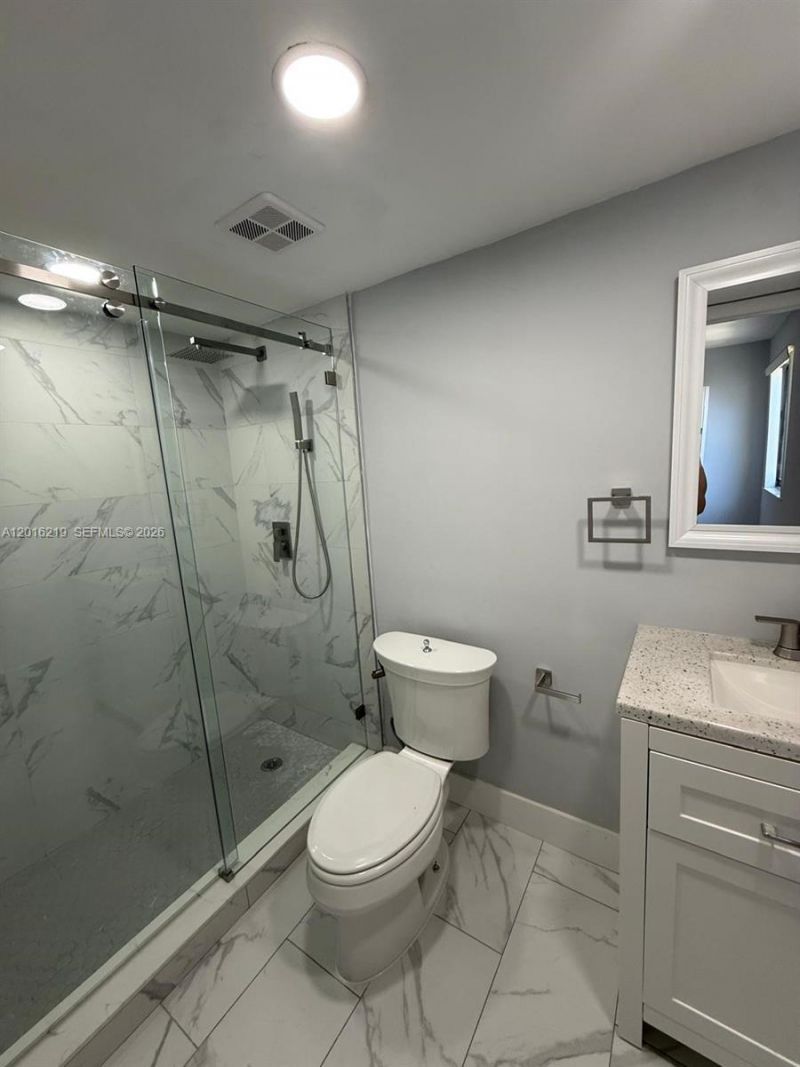Please Call For Address, Unit 203, Miami, FL 33172 Photo