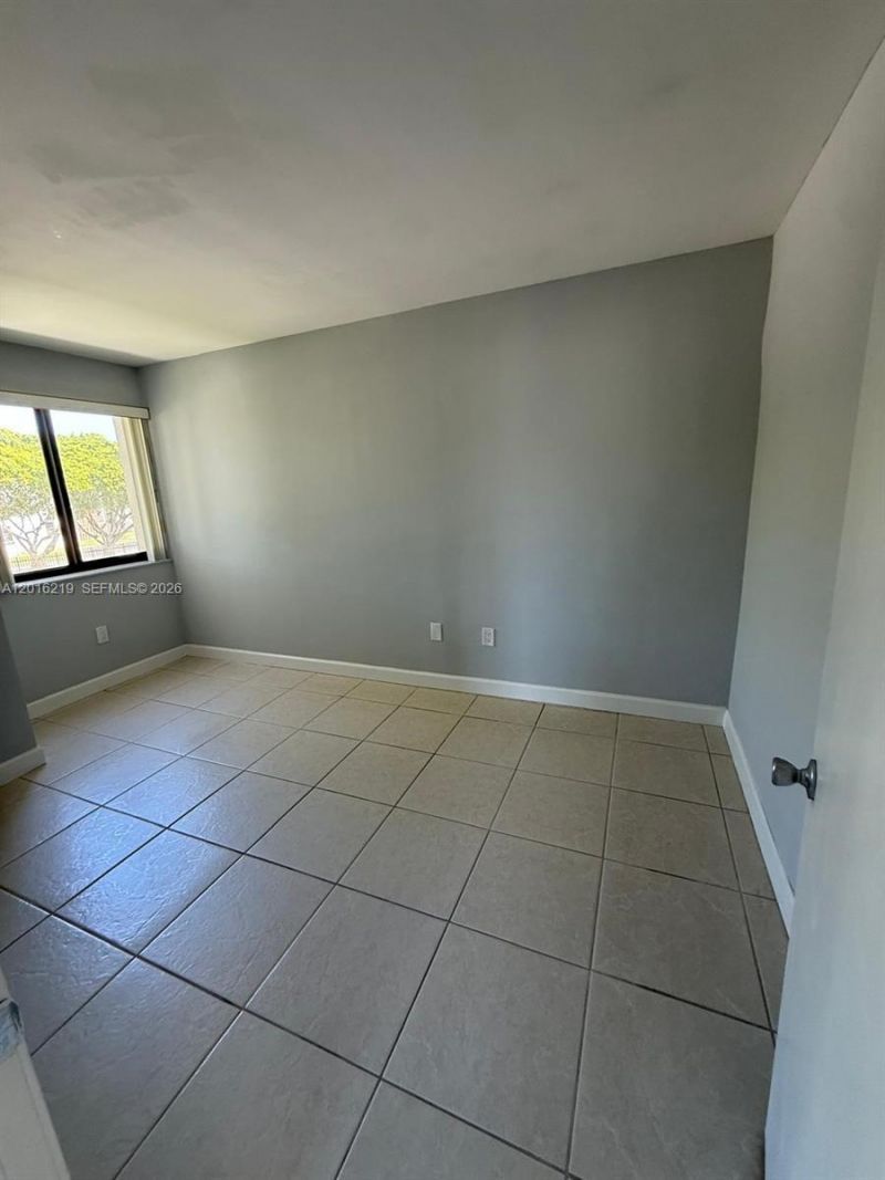 Please Call For Address, Unit 203, Miami, FL 33172 Photo
