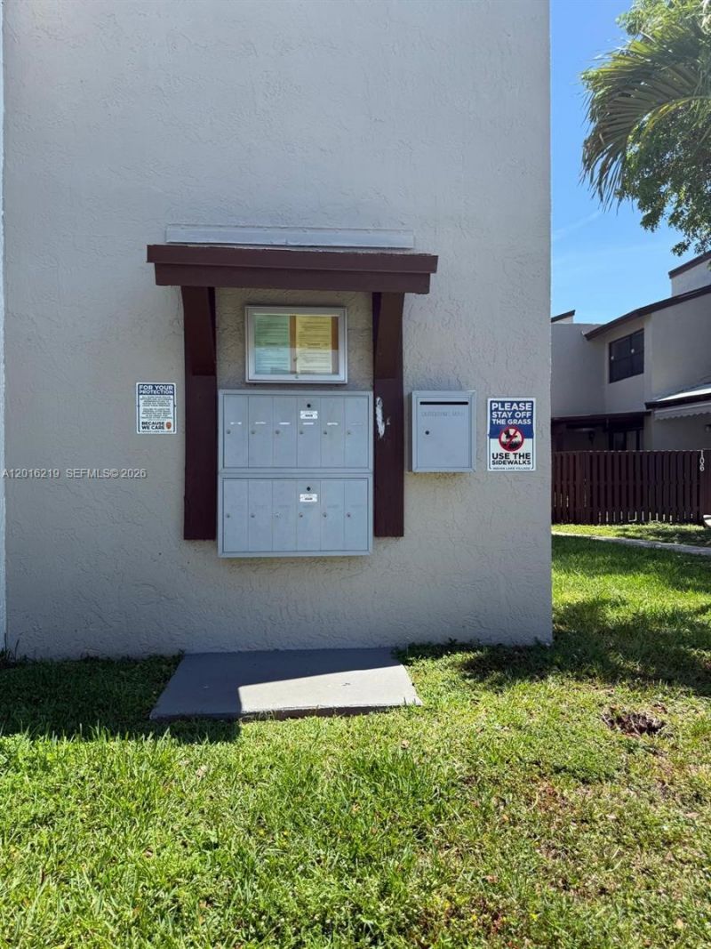 Please Call For Address, Unit 203, Miami, FL 33172 Photo