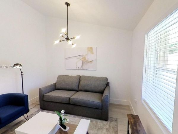 840 SW 7th St, Unit 852, Miami, FL 33130